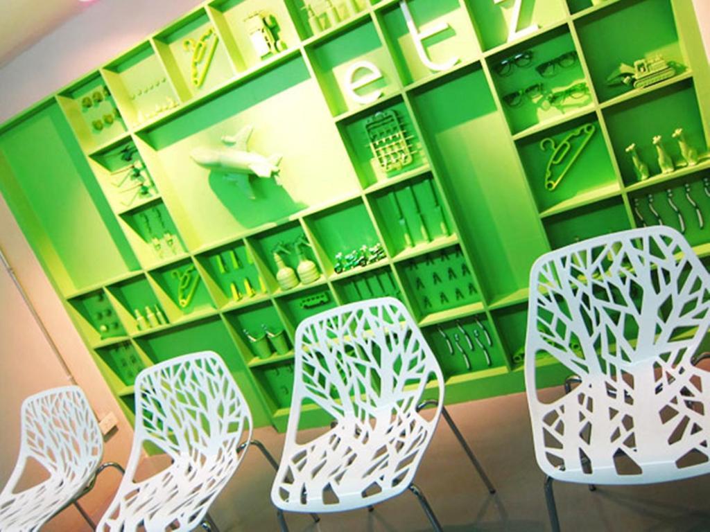 Jellybean Ezy Hostel Sathorn Бангкок Экстерьер фото